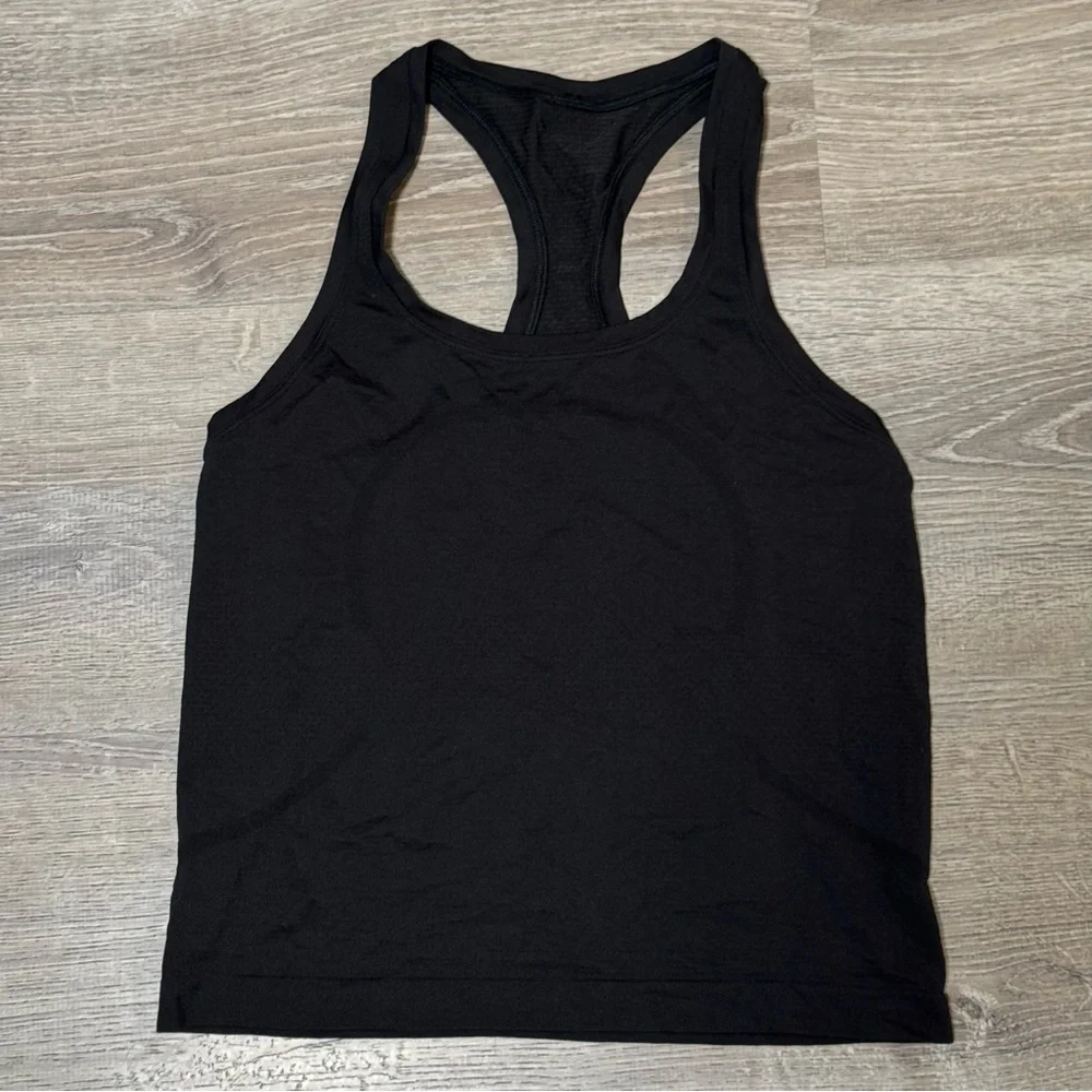 Black Lululemon swiftly tech tank 6 - Picture 1 of 5